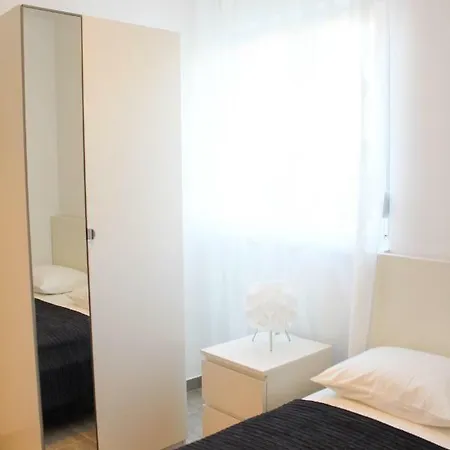דירה Luxury With Private Pool טרוגיר