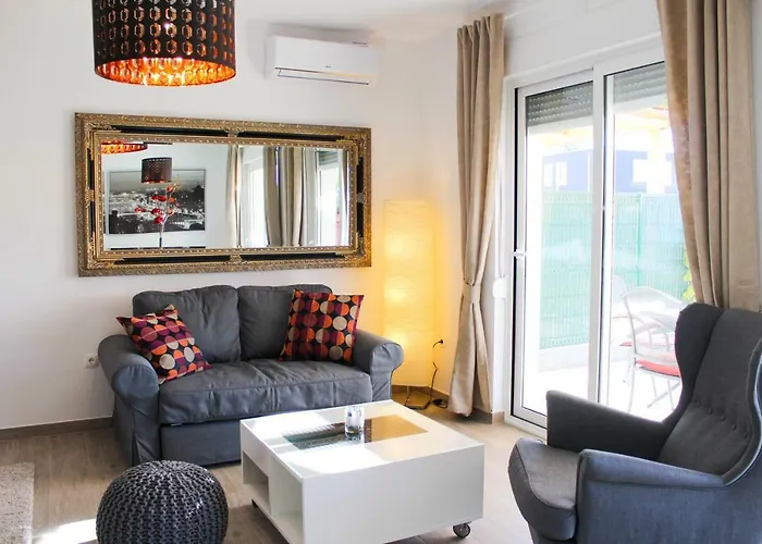 Luxury With Private Pool Apartman