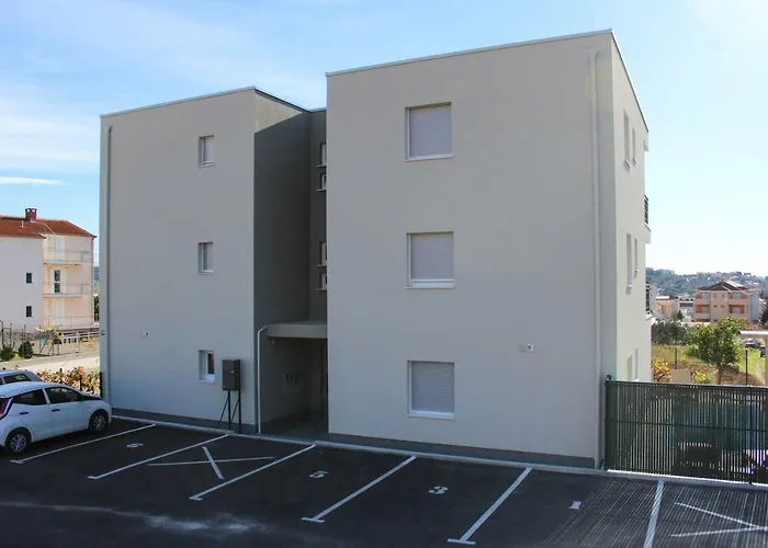 Luxury With Private Pool *